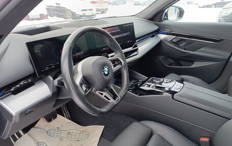 BMW 5 серия, 2023 год, 8 100 000 рублей, 7 фотография