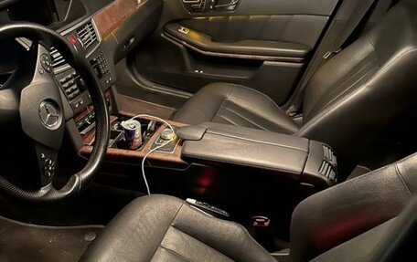 Mercedes-Benz E-Класс, 2010 год, 1 100 000 рублей, 17 фотография