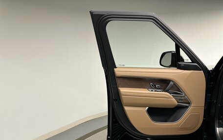 Land Rover Range Rover IV рестайлинг, 2024 год, 15 450 000 рублей, 10 фотография