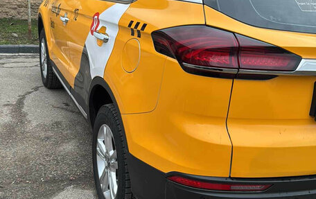 Geely Atlas, 2024 год, 1 705 000 рублей, 4 фотография