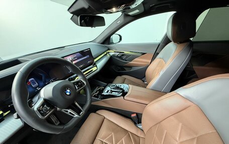 BMW 5 серия, 2024 год, 8 698 000 рублей, 12 фотография