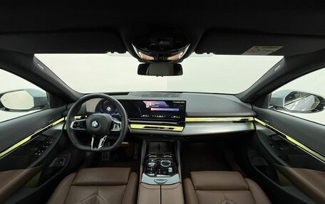 BMW 5 серия, 2024 год, 8 698 000 рублей, 11 фотография