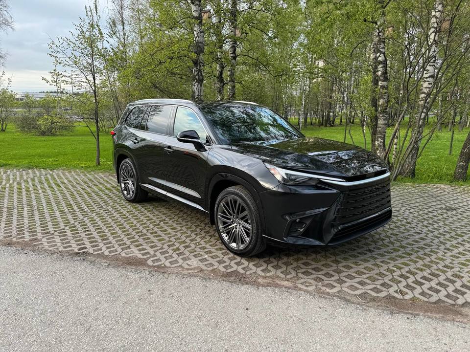 Lexus TX, 2026 год, 13 500 000 рублей, 2 фотография