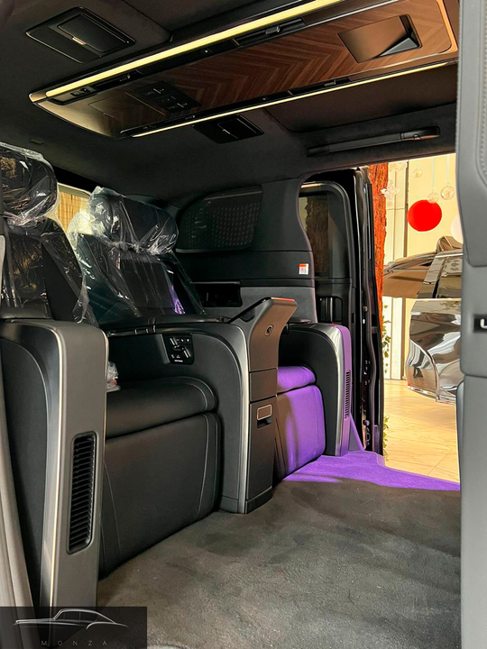 Lexus LM I, 2026 год, 24 000 000 рублей, 2 фотография