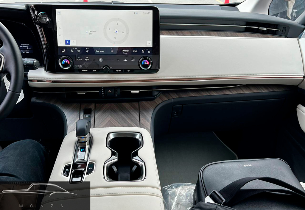 Lexus LM I, 2026 год, 24 000 000 рублей, 30 фотография