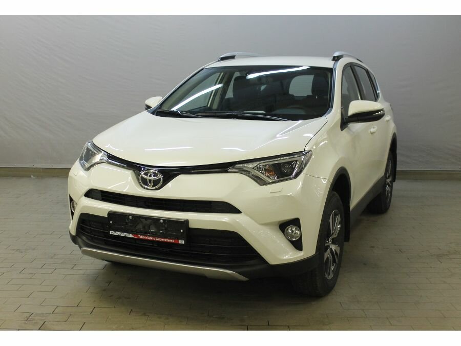 Toyota RAV4 CA40 рестайлинг, 2017 год, 440 000 рублей, 1 фотография