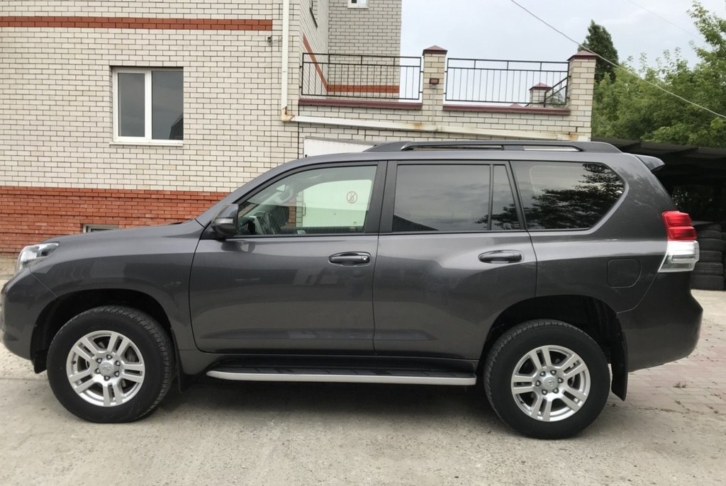 Toyota Land Cruiser Prado 150, 2012 год, 870 000 рублей, 4 фотография