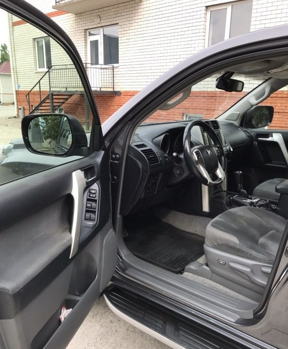 Toyota Land Cruiser Prado 150, 2012 год, 870 000 рублей, 11 фотография