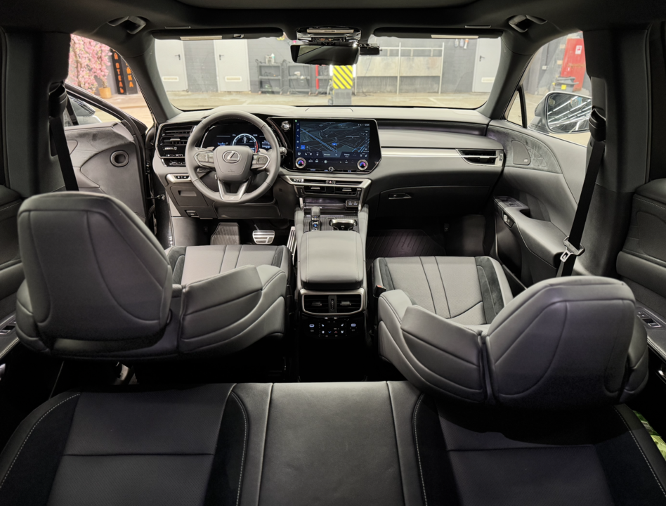 Lexus RX IV рестайлинг, 2026 год, 12 000 000 рублей, 14 фотография