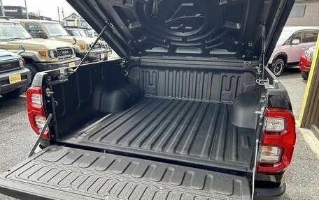 Toyota Hilux VIII, 2022 год, 3 240 010 рублей, 9 фотография