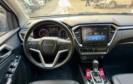 Isuzu D-Max, 2025 год, 3 650 010 рублей, 9 фотография