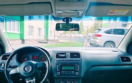 Volkswagen Polo VI (EU Market), 2012 год, 825 000 рублей, 7 фотография