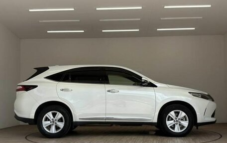 Toyota Harrier, 2018 год, 1 958 911 рублей, 4 фотография