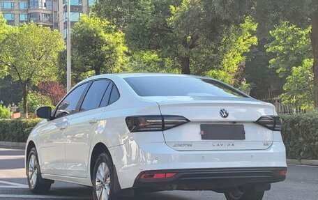 Volkswagen Lavida, 2023 год, 1 126 000 рублей, 3 фотография