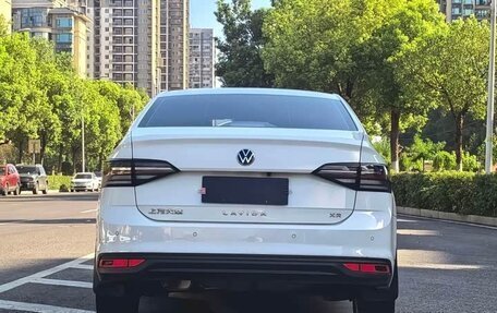 Volkswagen Lavida, 2023 год, 1 126 000 рублей, 4 фотография