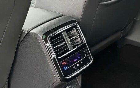 Volkswagen Passat B8 рестайлинг, 2023 год, 2 140 000 рублей, 10 фотография