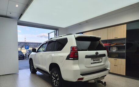 Toyota Land Cruiser Prado 150 рестайлинг 2, 2018 год, 4 399 000 рублей, 6 фотография