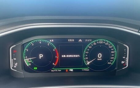 Volkswagen T-Roc I, 2023 год, 1 460 000 рублей, 14 фотография