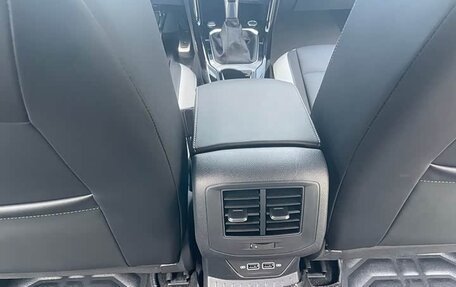 Volkswagen T-Roc I, 2023 год, 1 460 000 рублей, 13 фотография