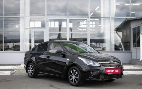 KIA Rio IV, 2018 год, 1 350 000 рублей, 5 фотография