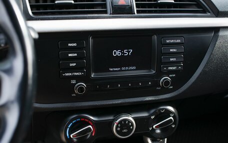 KIA Rio IV, 2018 год, 1 350 000 рублей, 18 фотография