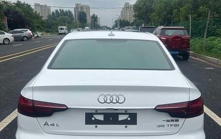 Audi A4, 2022 год, 1 870 000 рублей, 5 фотография