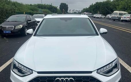 Audi A4, 2022 год, 1 870 000 рублей, 2 фотография