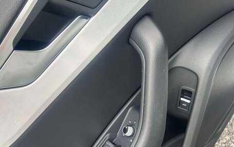 Audi A4, 2022 год, 1 870 000 рублей, 8 фотография
