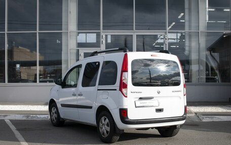 Renault Kangoo II рестайлинг, 2014 год, 1 100 000 рублей, 6 фотография