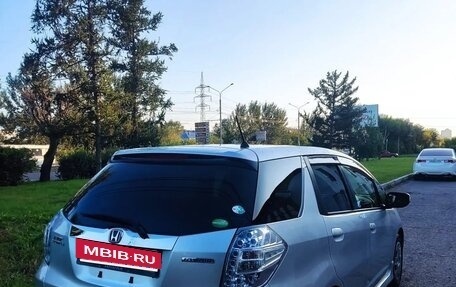 Honda Fit Shuttle I рестайлинг, 2012 год, 980 000 рублей, 3 фотография