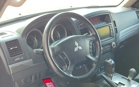 Mitsubishi Pajero IV, 2012 год, 1 470 000 рублей, 11 фотография