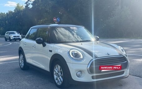 MINI Hatch, 2016 год, 1 450 000 рублей, 6 фотография
