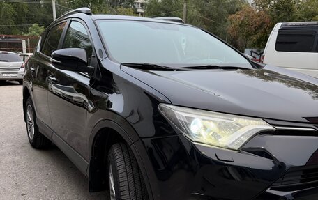 Toyota RAV4, 2017 год, 2 650 000 рублей, 8 фотография