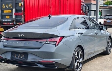 Hyundai Elantra, 2022 год, 1 230 000 рублей, 4 фотография