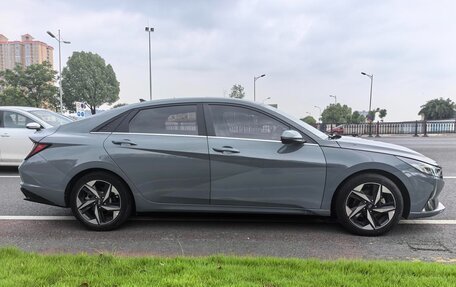 Hyundai Elantra, 2022 год, 1 320 000 рублей, 8 фотография