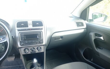 Volkswagen Polo VI (EU Market), 2018 год, 1 090 000 рублей, 11 фотография