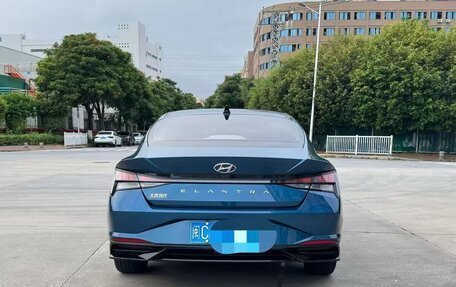 Hyundai Elantra, 2022 год, 1 450 000 рублей, 5 фотография