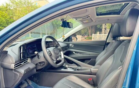 Hyundai Elantra, 2022 год, 1 450 000 рублей, 7 фотография