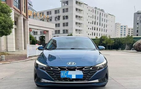 Hyundai Elantra, 2022 год, 1 450 000 рублей, 2 фотография