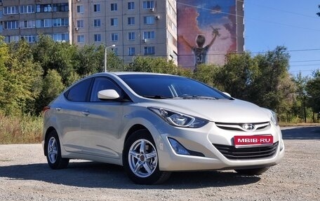Hyundai Elantra V, 2015 год, 1 020 000 рублей, 1 фотография