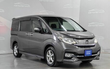 Honda Stepwgn IV, 2016 год, 1 920 000 рублей, 7 фотография