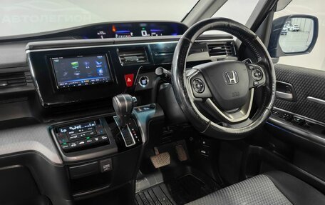 Honda Stepwgn IV, 2016 год, 1 920 000 рублей, 13 фотография