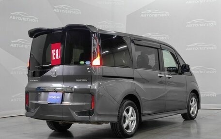 Honda Stepwgn IV, 2016 год, 1 920 000 рублей, 5 фотография
