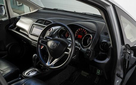 Honda Fit III, 2013 год, 770 000 рублей, 10 фотография