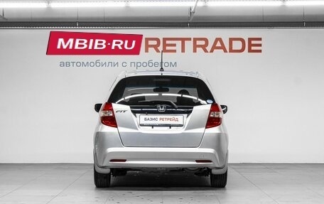 Honda Fit III, 2013 год, 770 000 рублей, 7 фотография