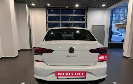 Volkswagen Polo VI (EU Market), 2021 год, 1 590 000 рублей, 3 фотография