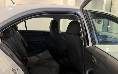 Volkswagen Polo VI (EU Market), 2021 год, 1 590 000 рублей, 25 фотография