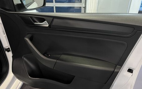 Volkswagen Polo VI (EU Market), 2021 год, 1 590 000 рублей, 27 фотография