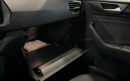 Volkswagen Polo VI (EU Market), 2021 год, 1 590 000 рублей, 29 фотография