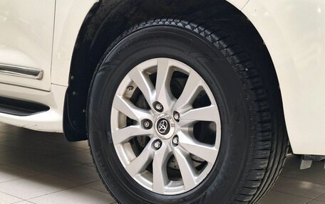 Toyota Land Cruiser 200, 2016 год, 4 950 000 рублей, 9 фотография